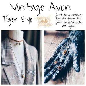 Avon Necklace & Earrings